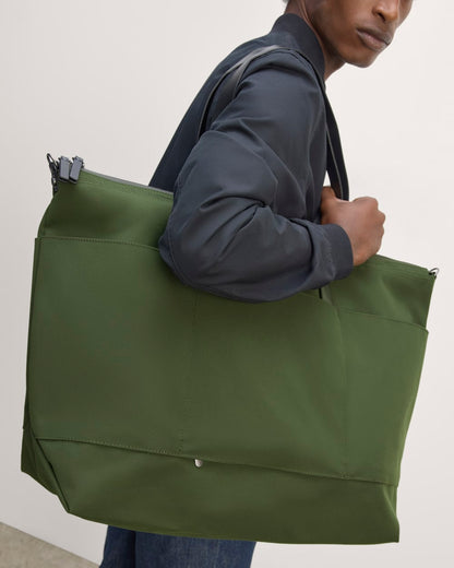 The Canvas Weekender | Dark Forest