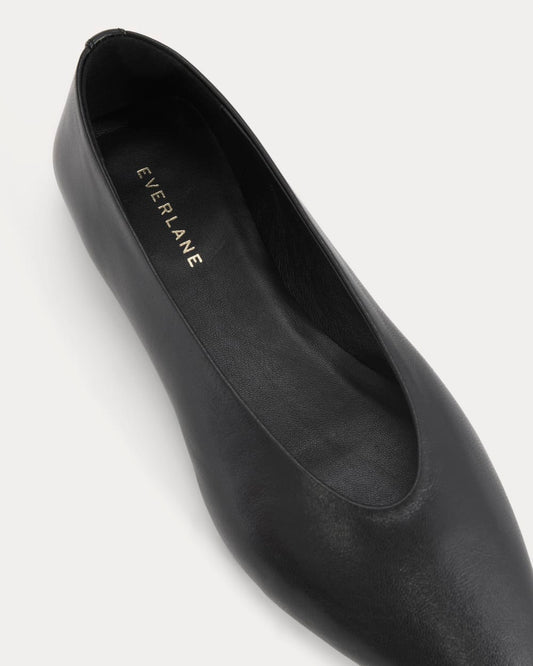 Made in Italy Almond-Toe Flat | Black Leather