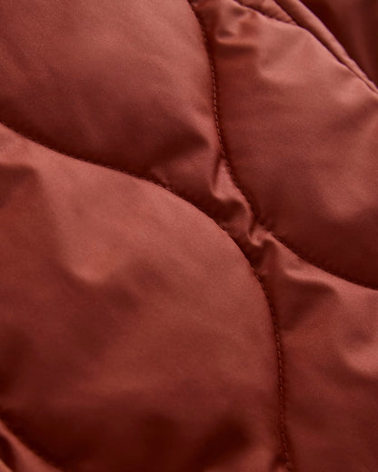The Quilted Liner | Merlot