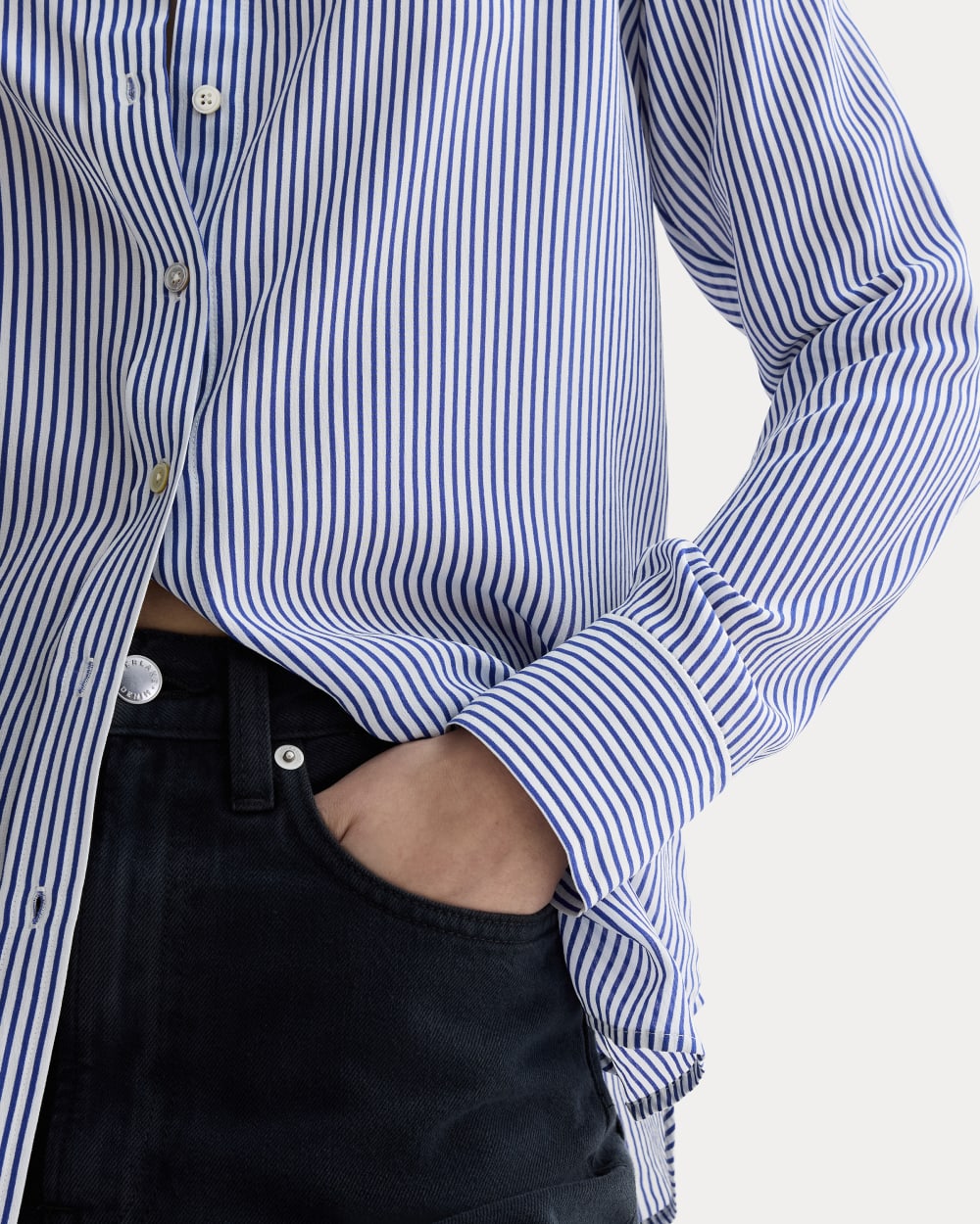 The Must-Have Shirt in Washable Silk | Blue / White