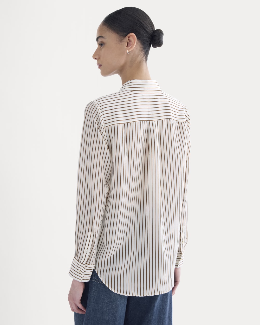 The Must-Have Shirt in Washable Silk | Bone / Toffee Stripe