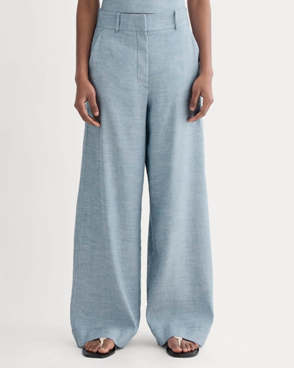 The Wide-Leg Pant in Stretch Linen | Chambray