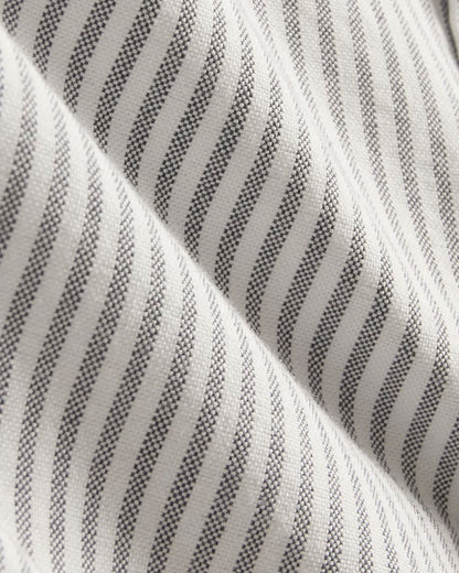 The Must-Have Oxford Shirt | Black / White