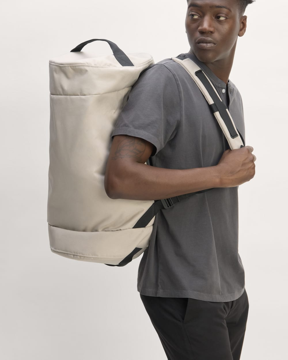 The ReNew Transit 4-Way Duffle | Warm Quartz