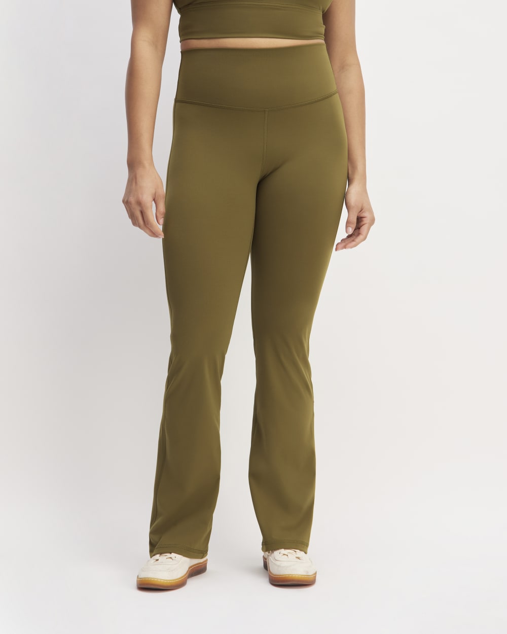 The Perform Flare Legging | Beech